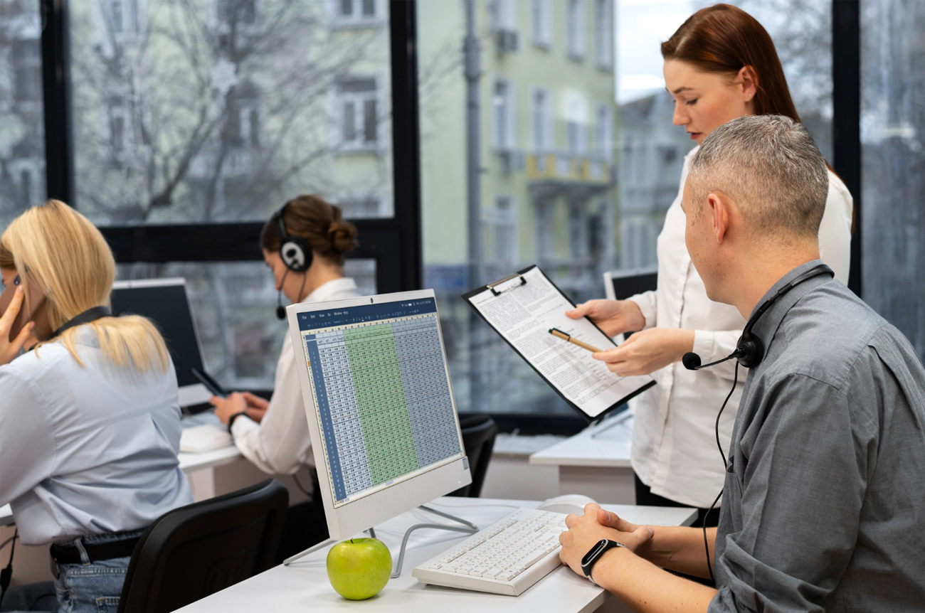 https://dkk4qeqny48s0.cloudfront.net/wp-content/uploads/2024/11/What-Are-the-Key-Challenges-in-Healthcare-Compliance-and-How-Can-IT-Solutions-Help-1.png
