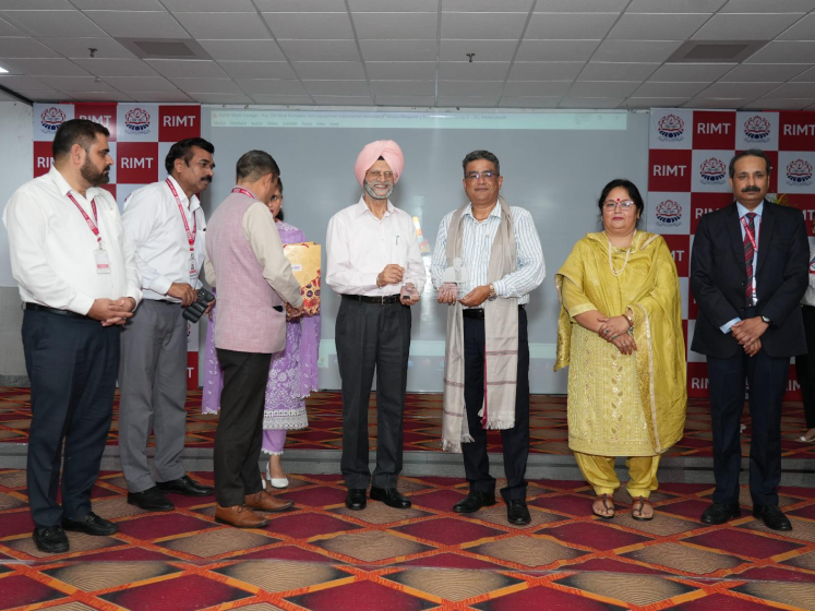 smartData-Celebrates-26-Years-with-a-Tree-Plantation-Drive